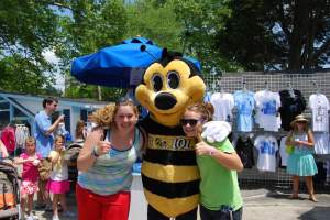 B101 Bee with Devon Devotees Kelsey Kerr and Andy Huber